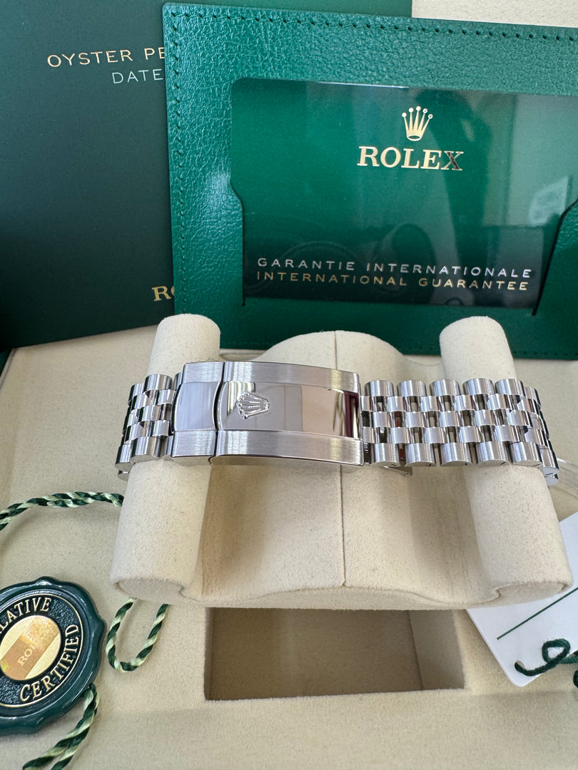 Rolex Datejust 41mm 126334 2025 White Index Dial Jubilee