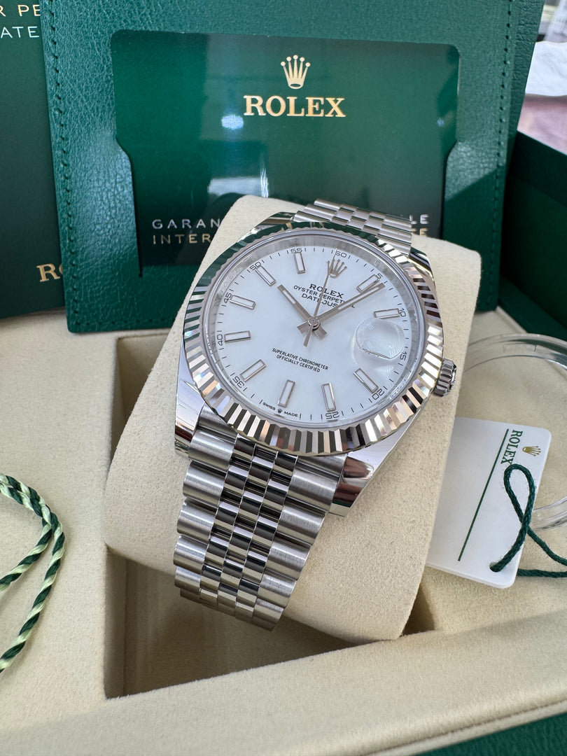Rolex Datejust 41mm 126334 2025 White Index Dial Jubilee