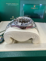 Load image into Gallery viewer, Rolex GMT-Master II "Bruce Wayne" 2025 126710GRNR Jubilee