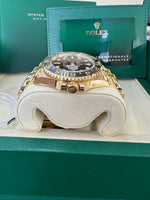 Load image into Gallery viewer, Rolex GMT-Master II 2025 126718GRNR Jubilee
