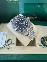 Load image into Gallery viewer, Rolex GMT-Master II "Bruce Wayne" 2026 126710GRNR Jubilee