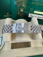 Load image into Gallery viewer, Rolex Datejust 41mm 126300 2025 Green Jubilee