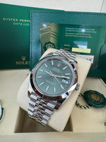 Load image into Gallery viewer, Rolex Datejust 41mm 126300 2025 Green Jubilee