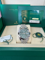 Load image into Gallery viewer, Rolex Datejust 41mm 126300 2025 Green Jubilee