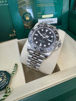Load image into Gallery viewer, Rolex GMT-Master II "Bruce Wayne" 2026 126710GRNR Jubilee