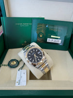 Load image into Gallery viewer, Rolex Datejust 41 Black Index Dial 126333 2025 Oyster