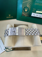 Load image into Gallery viewer, Rolex GMT-Master II "Pepsi" 2024 126710BLRO Jubilee