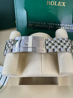 Load image into Gallery viewer, Rolex Datejust 41mm 126334 2026 Green Ombre Dial Jubilee