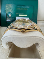 Load image into Gallery viewer, Rolex Day-Date 40 2020 Champagne Diamond Dial 228238