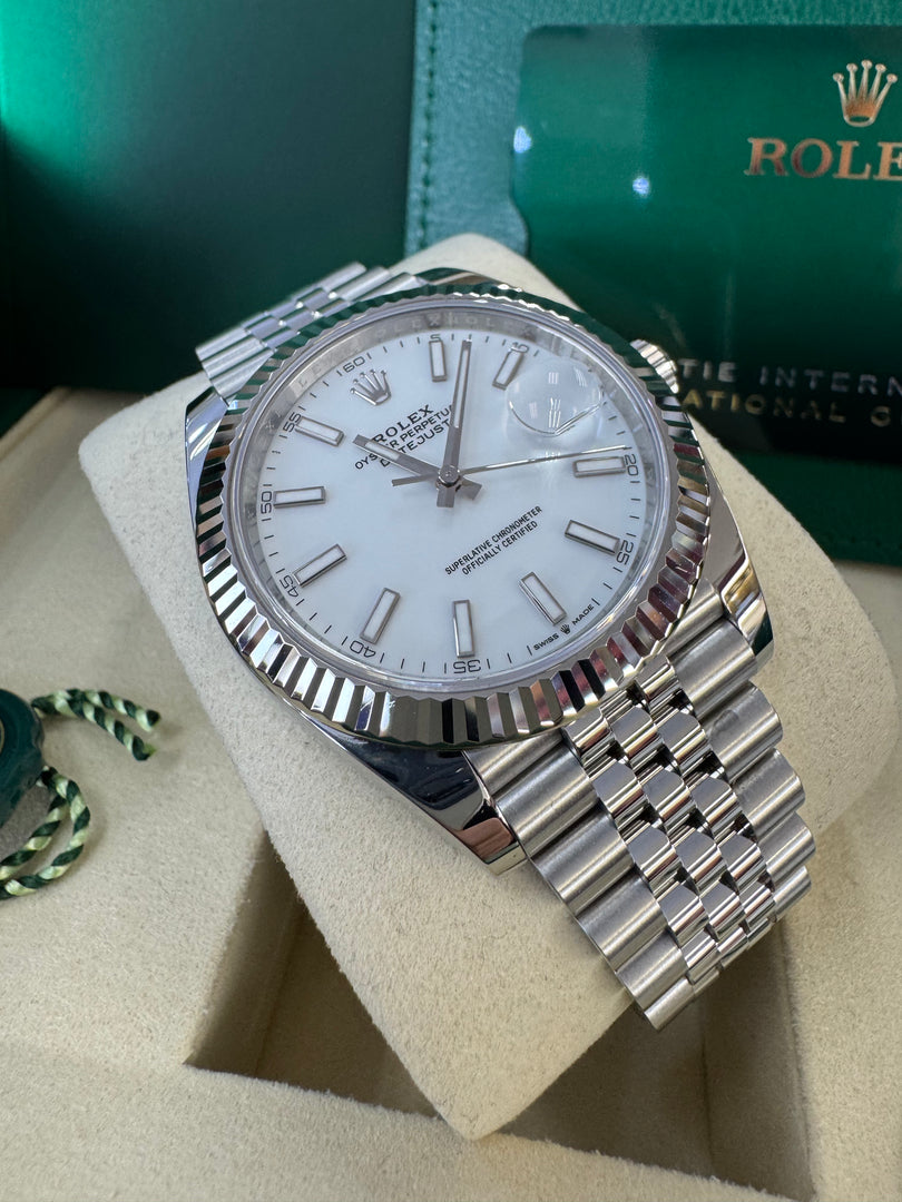 Rolex Datejust 41mm 126334 2025 White Index Dial Jubilee