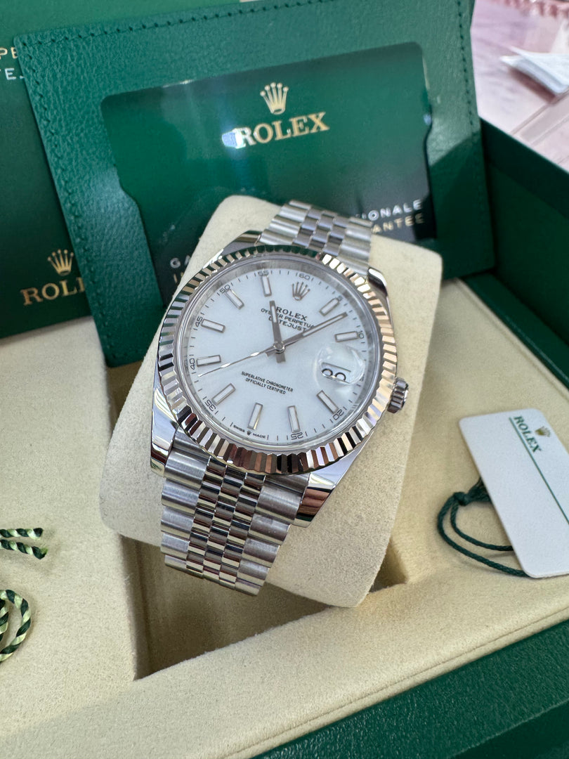Rolex Datejust 41mm 126334 2025 White Index Dial Jubilee