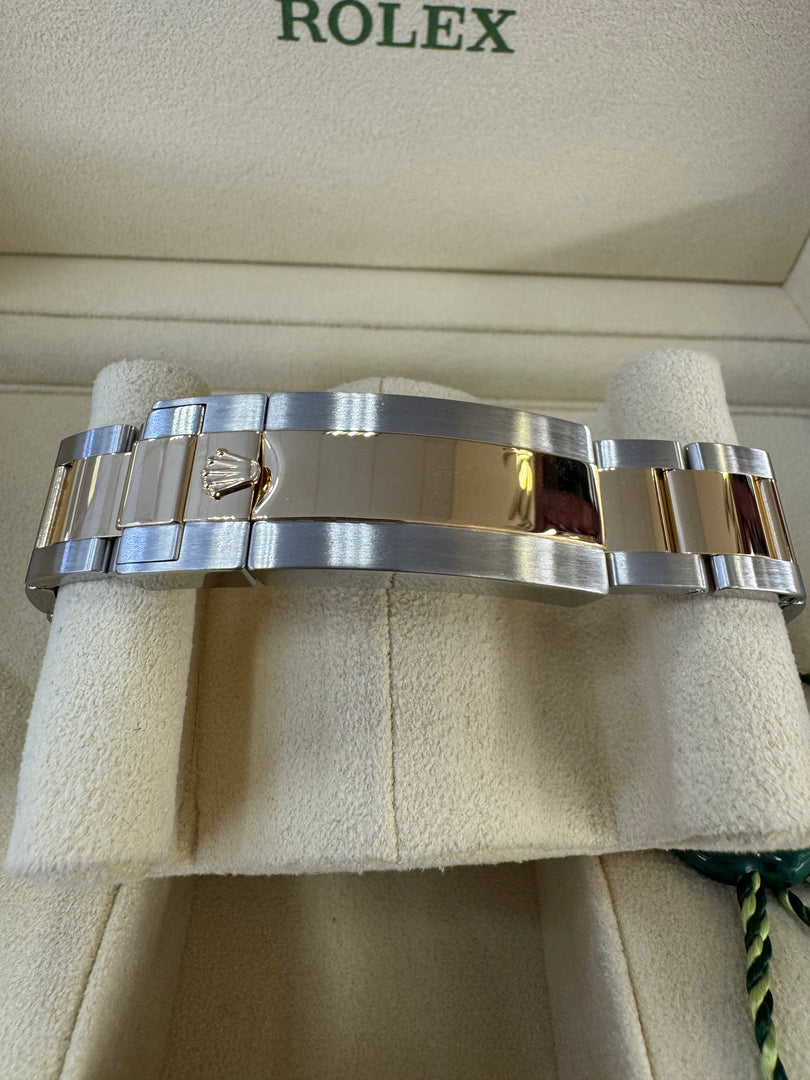 Rolex Submariner Date 40mm 116613LB 2016 "Bluesy"