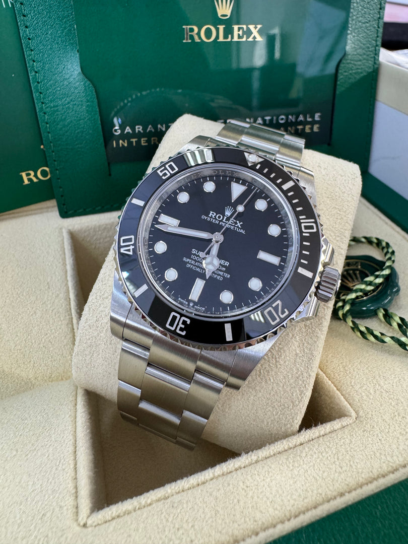 Rolex Submariner (No Date) 124060 2025