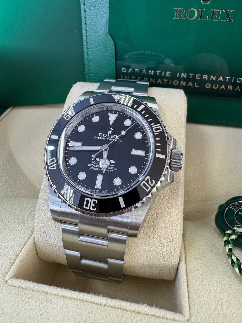 Rolex Submariner (No Date) 124060 2025