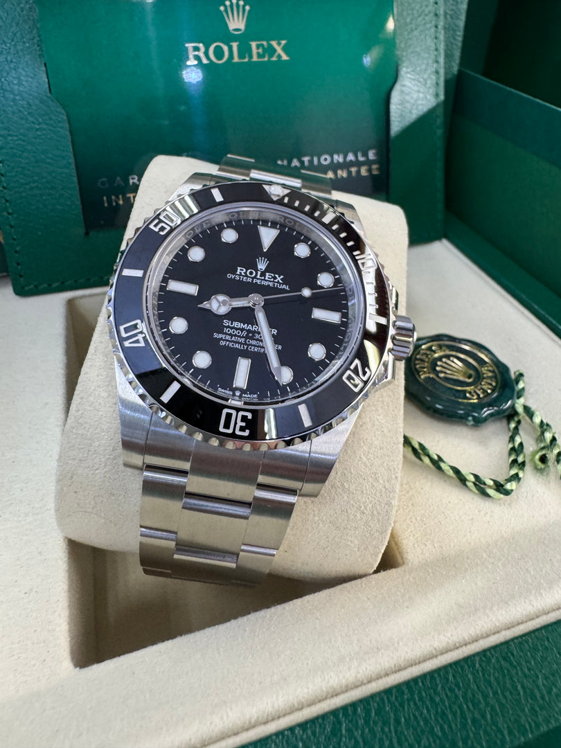 Rolex Submariner (No Date) 124060 2025