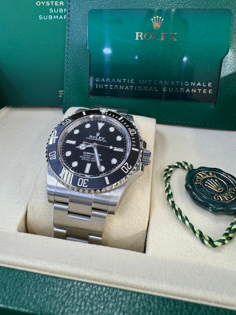 Rolex Submariner (No Date) 124060 2025