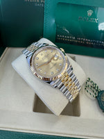 Load image into Gallery viewer, Rolex Datejust 36mm 126233 2025 Champagne Diamond Dial
