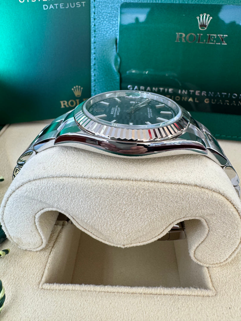 Rolex Datejust 41mm 126334 2022 Green Motif Dial Oyster