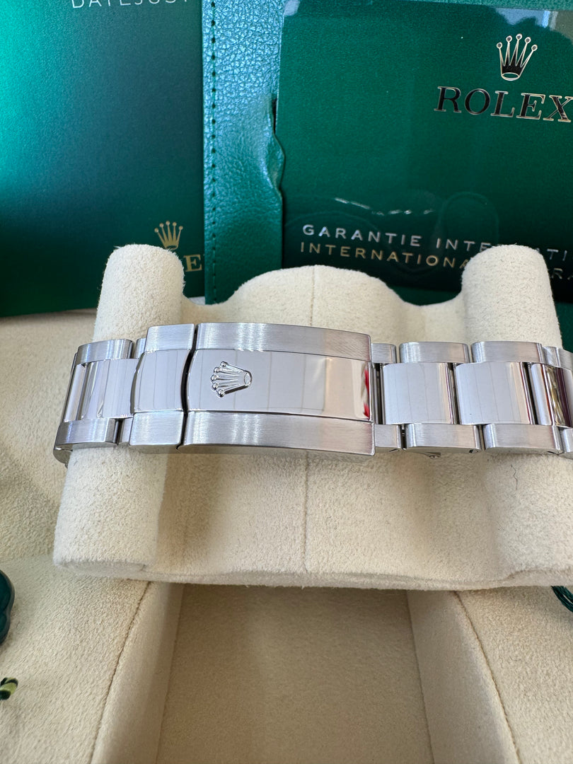 Rolex Datejust 41mm 126334 2022 Green Motif Dial Oyster