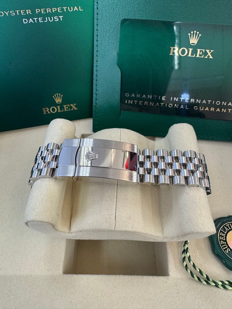 Rolex Datejust 41mm 126334 2025 Wimbeldon Dial Jubilee