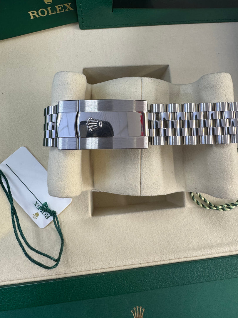 Rolex Datejust 41mm 126334 2025 Wimbeldon Dial Jubilee