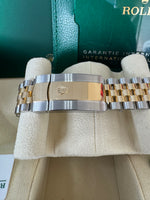 Load image into Gallery viewer, Rolex Datejust 41 Black Index Dial 126333 2024 Jubilee