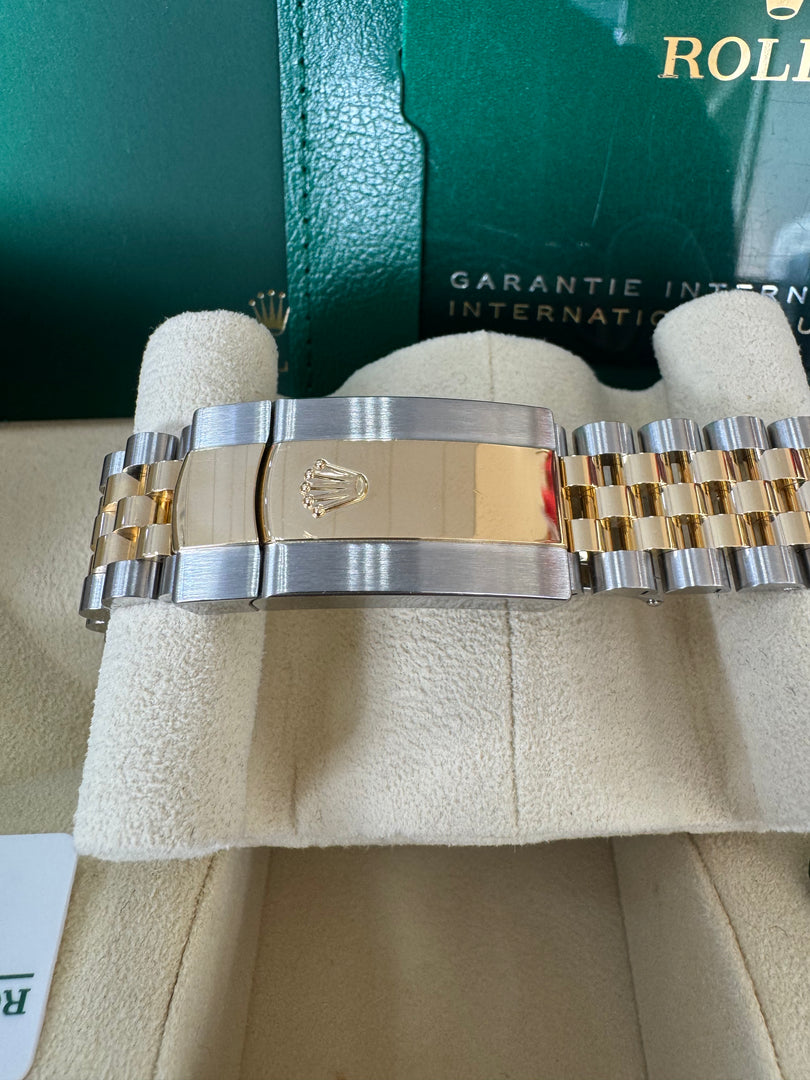 Rolex Datejust 41 Black Index Dial 126333 2024 Jubilee