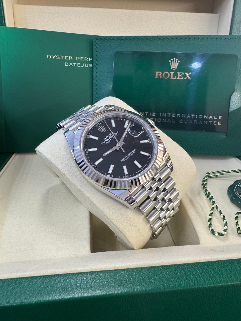 Rolex Datejust 41mm 126334 2025 Black Index Dial Jubilee