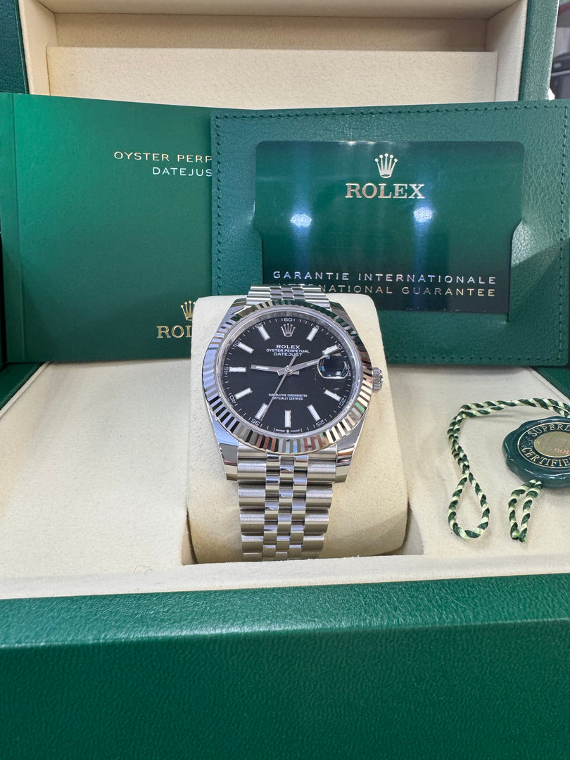 Rolex Datejust 41mm 126334 2025 Black Index Dial Jubilee