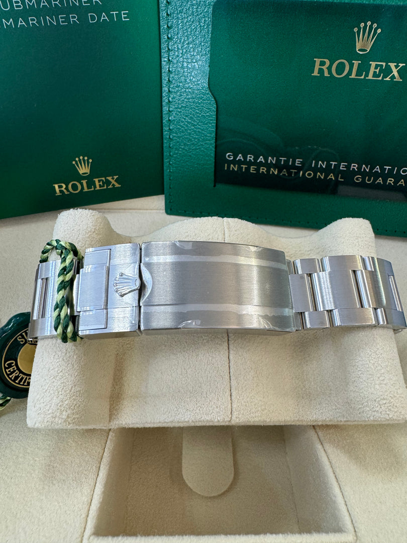 Rolex Submariner (No Date) 124060 2024