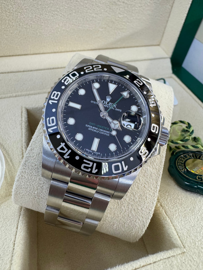 Rolex GMT-Master II 2016 116710LN Complete Set