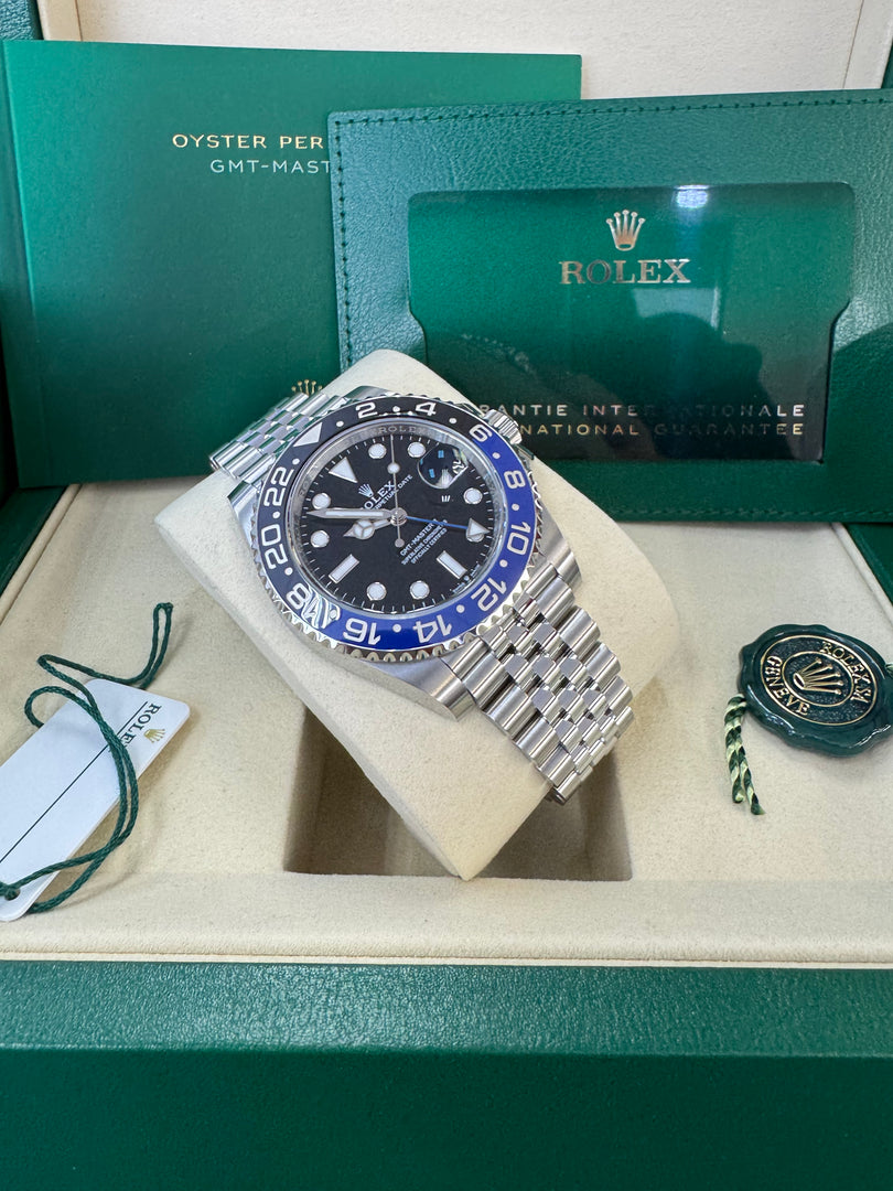 Rolex GMT-Master II "BatGirl" 2026 126710BLNR Jubilee