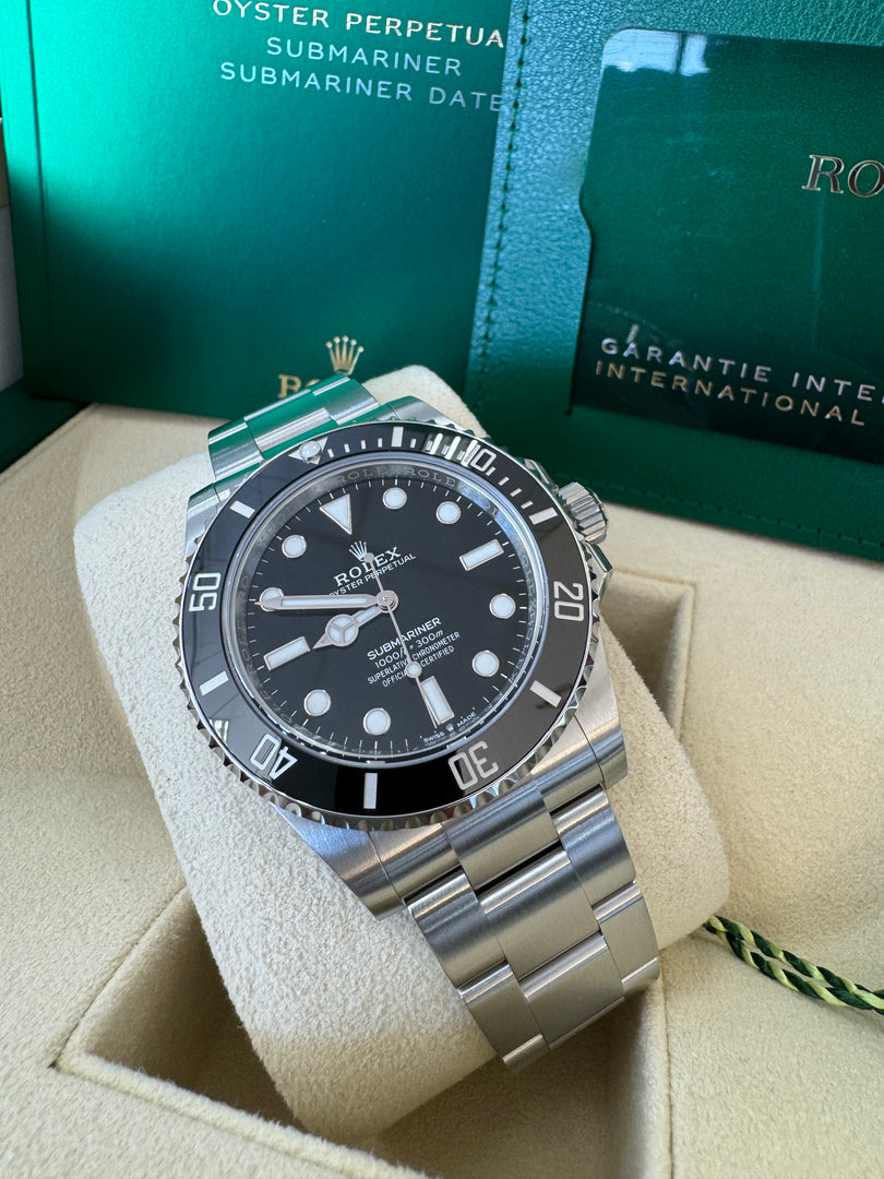 Rolex Submariner (No Date) 124060 2024