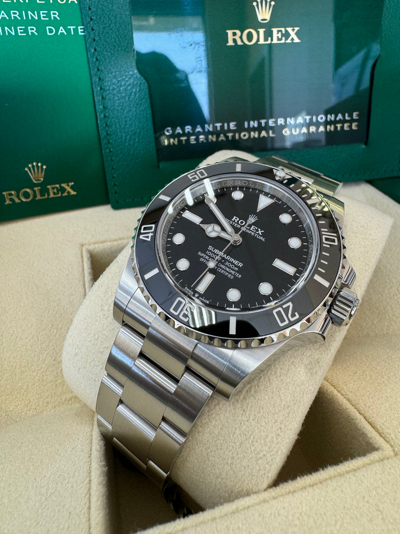 Rolex Submariner (No Date) 124060 2024