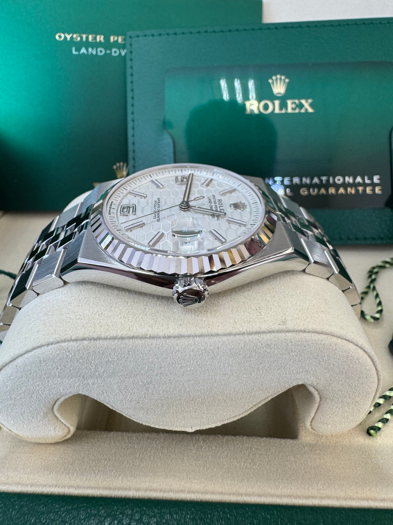 Rolex Land-Dweller 40mm 127334 2026 Silver Honeycomb Dial