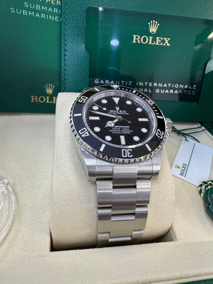 Rolex Submariner (No Date) 124060 2025