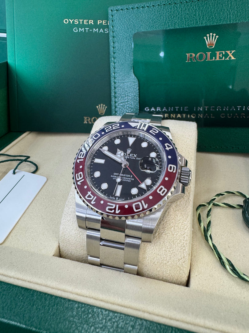 Rolex GMT-Master II "Pepsi" 2025 126710BLRO Oyster