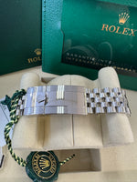 Load image into Gallery viewer, Rolex GMT-Master II "Bruce Wayne" 2026 126710GRNR Jubilee
