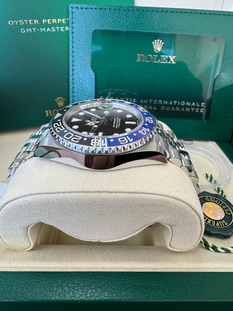 Rolex GMT-Master II "BatGirl" 2026 126710BLNR Jubilee