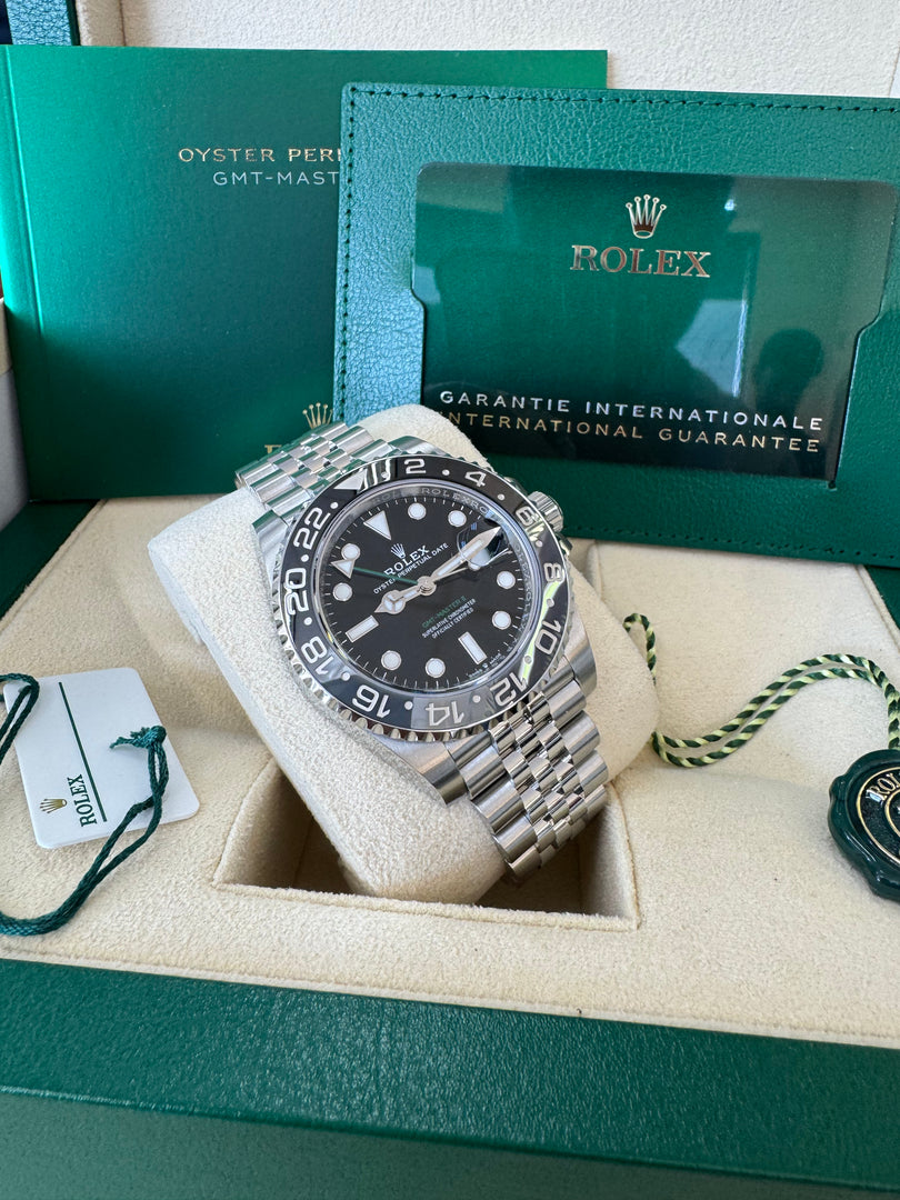 Rolex GMT-Master II "Bruce Wayne" 2024 126710GRNR Jubilee