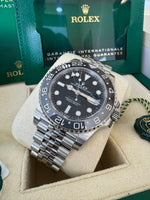 Load image into Gallery viewer, Rolex GMT-Master II &quot;Bruce Wayne&quot; 2024 126710GRNR Jubilee
