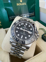 Load image into Gallery viewer, Rolex GMT-Master II &quot;Bruce Wayne&quot; 2024 126710GRNR Jubilee
