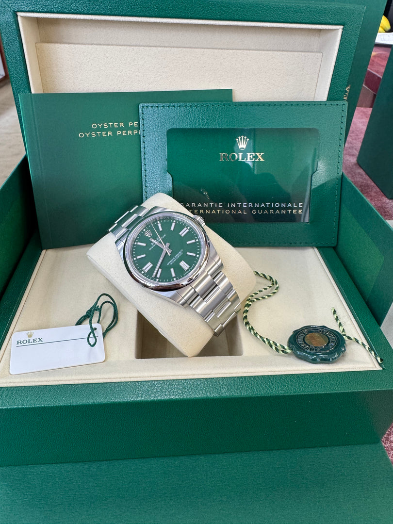 Rolex Oyster Perpetual 41mm 2026 Green Dial 134300