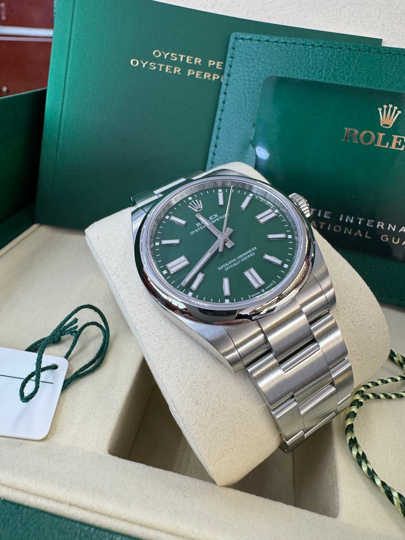Rolex Oyster Perpetual 41mm 2026 Green Dial 134300