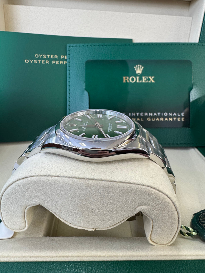 Rolex Oyster Perpetual 41mm 2026 Green Dial 134300