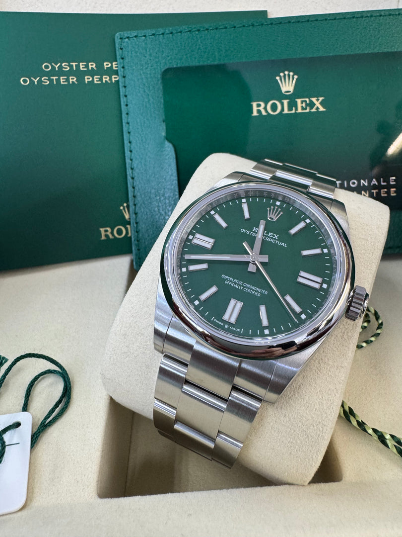 Rolex Oyster Perpetual 41mm 2026 Green Dial 134300