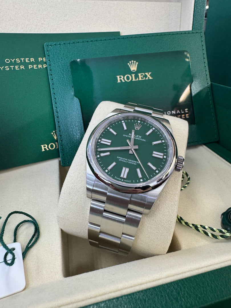 Rolex Oyster Perpetual 41mm 2026 Green Dial 134300
