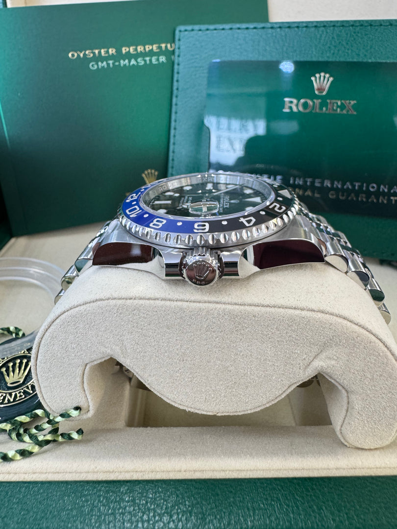 Rolex GMT-Master II "BatGirl" 2026 126710BLNR Jubilee