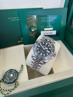 Load image into Gallery viewer, Rolex GMT-Master II "Bruce Wayne" 2026 126710GRNR Jubilee