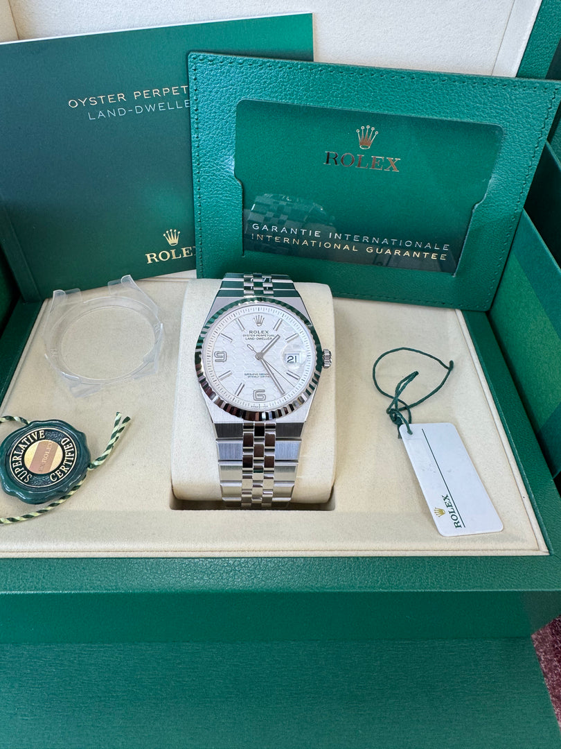 Rolex Land-Dweller 40mm 127334 2026 Silver Honeycomb Dial